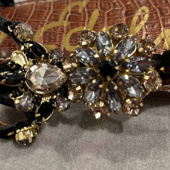 Sam Edelman Black Patent Sandal - Picture 7 of 8